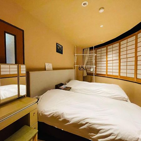 東瀛stays 6階 ゆったり庭付きワンフロア部屋 โอซาก้า ภายนอก รูปภาพ